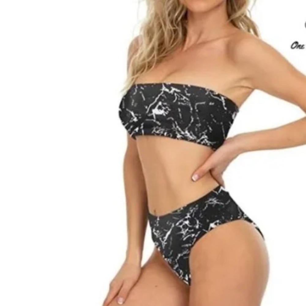 I2Crazy size S black & white cheeky strapless removable padding bandeau bikini